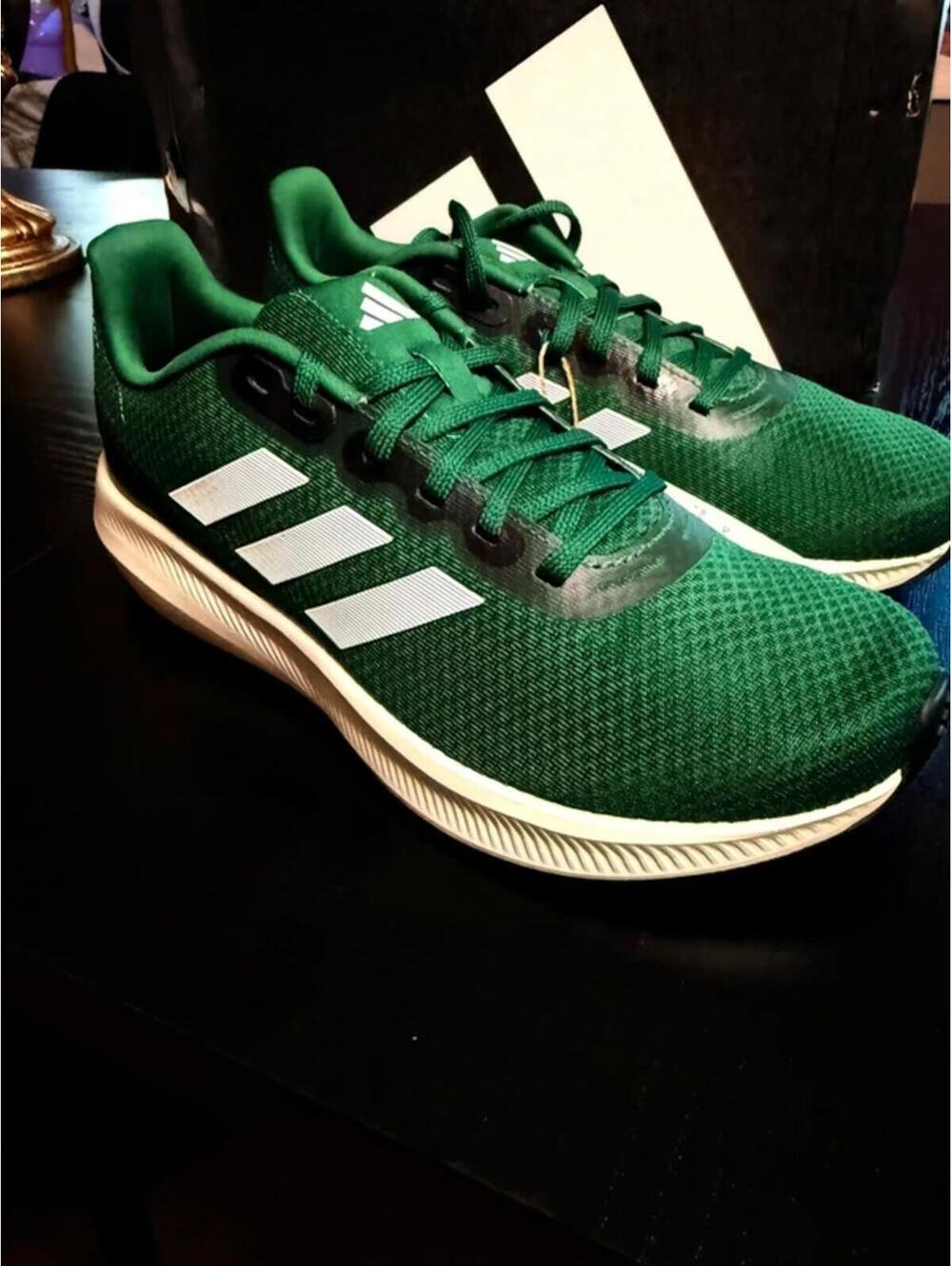 Adidas Runfalcon 3.0 Green Running Sneakers Women’s 8.5 / Men’s 7.5 NWT